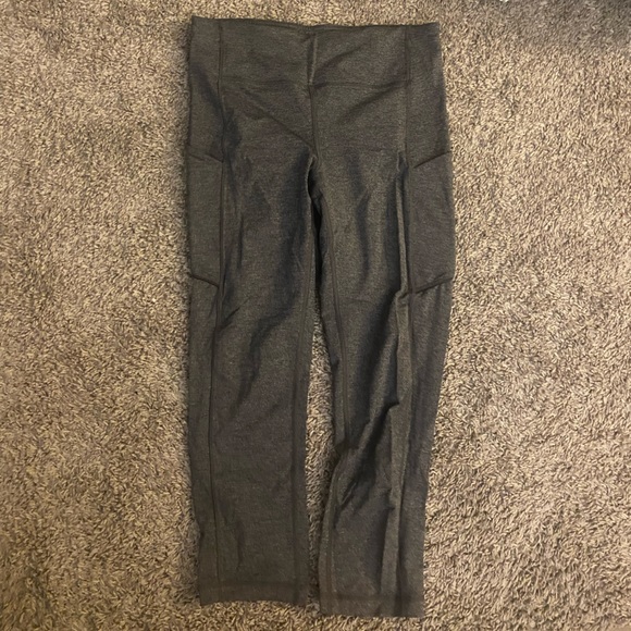 lululemon athletica Pants - Lululemon cropped grey leggings